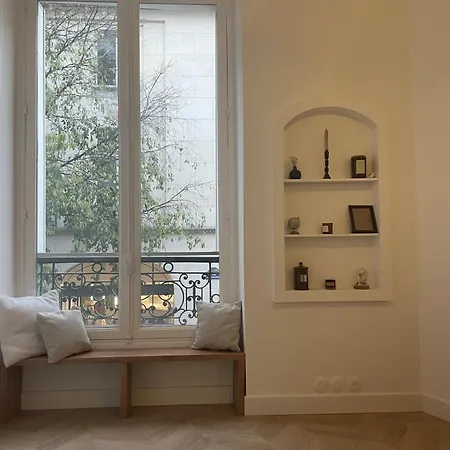Apartment Parisian Mona Lisa - Heart Of *