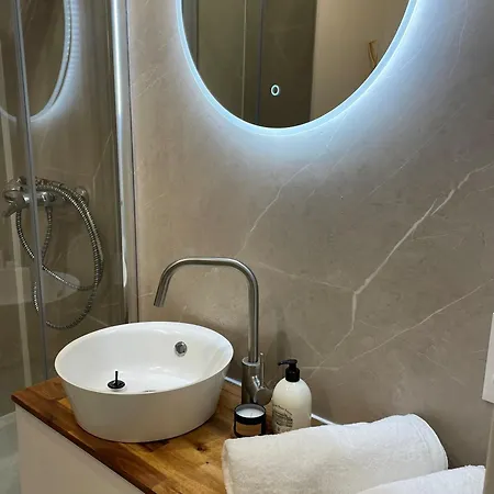 Apartment Residences - Mona Lisa - Heart Of