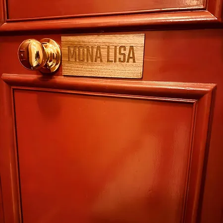 Apartment Residences - Mona Lisa - Heart Of